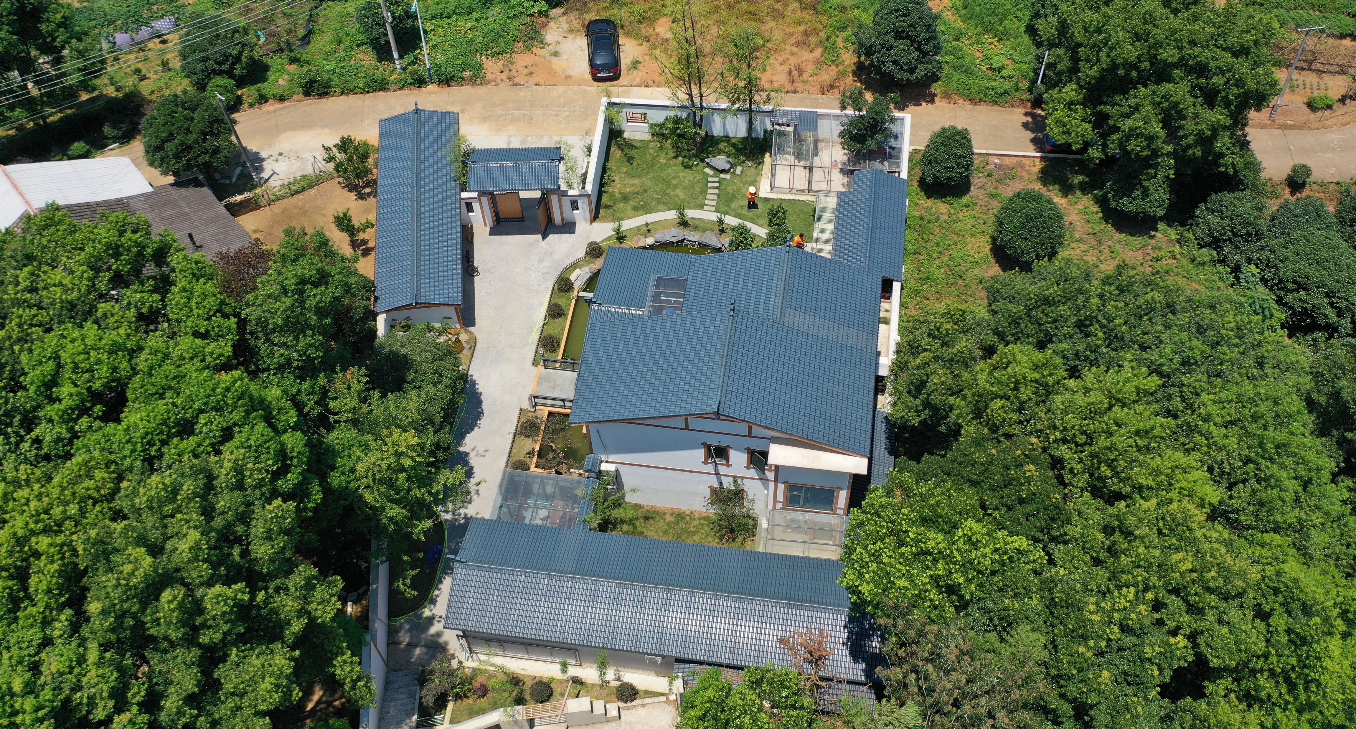 新农村建设·青灰色树脂瓦工程